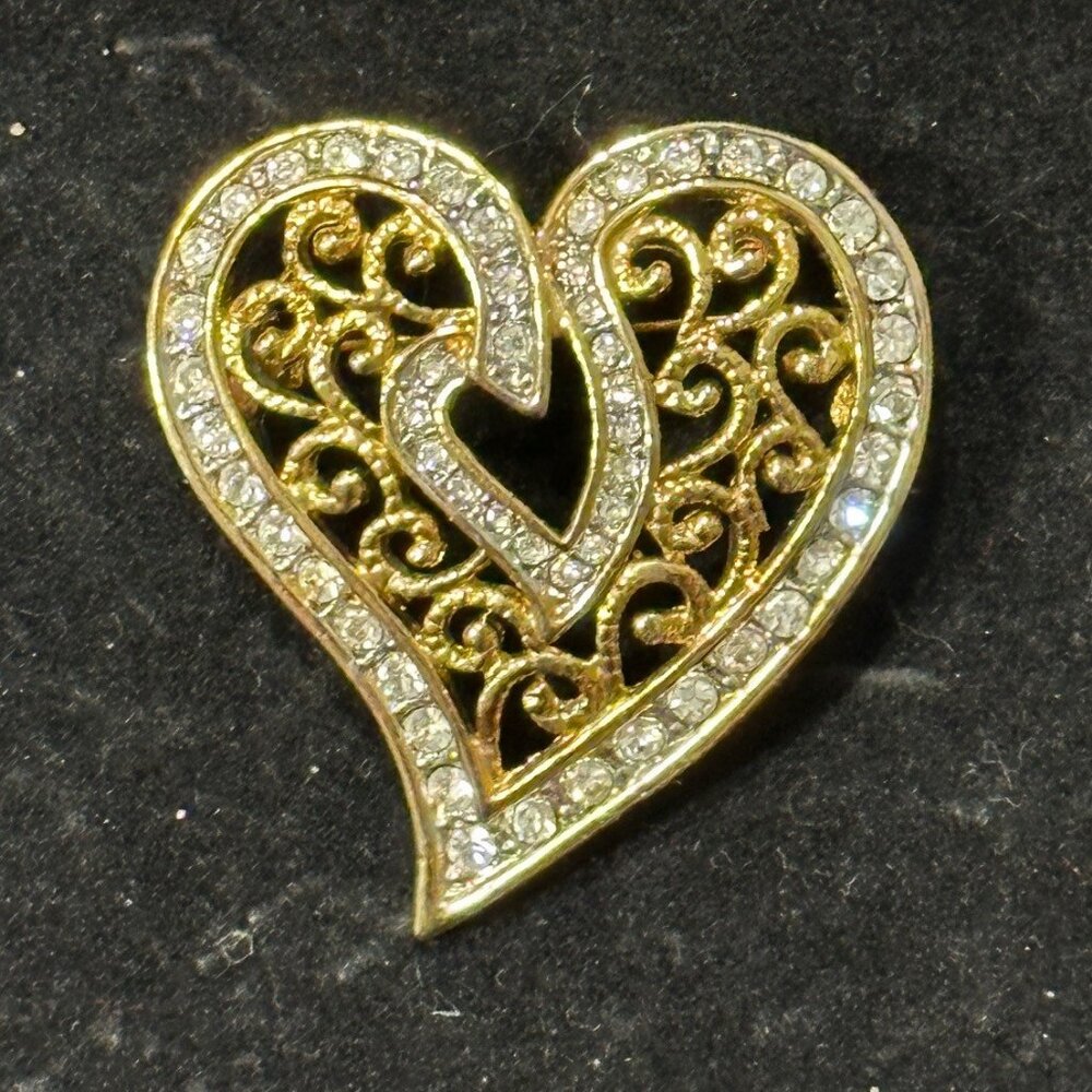 Vintage - Heart brooch